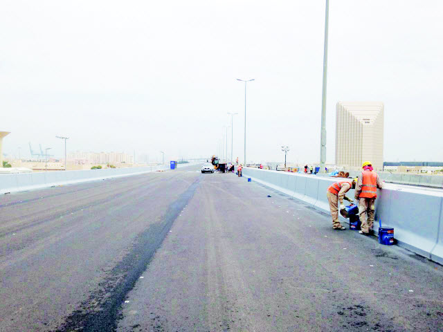 «الأشغال» تفتتح جزئيا مشروع تطوير طريق جمال عبدالناصر خلال الأسبوعين المقبلين